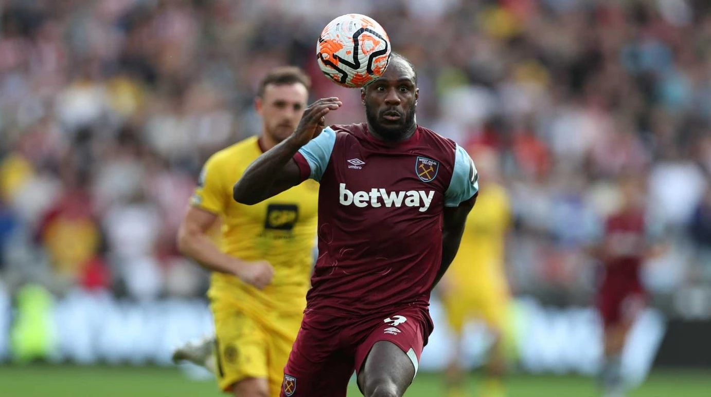 Michail Antonio praises ‘unlucky’ West Ham player who has been dropped this season